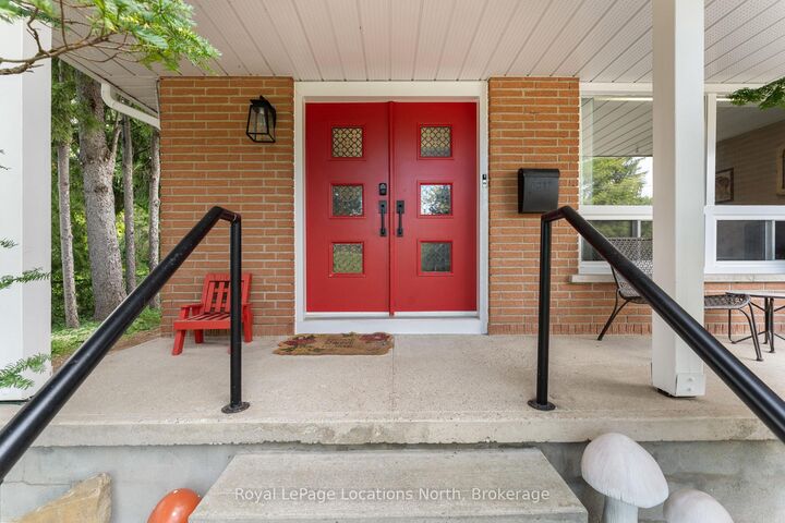 Property Photo: 142 Campbell Street ON L9Y 2K8