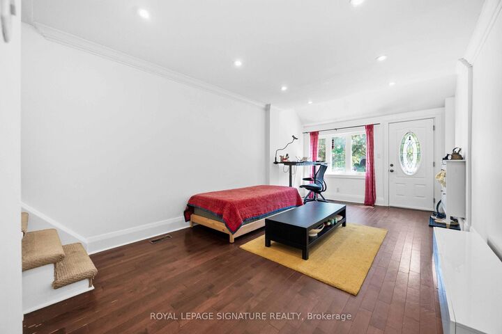Property Photo:  150 Elmer Avenue  ON M4L 3S1 