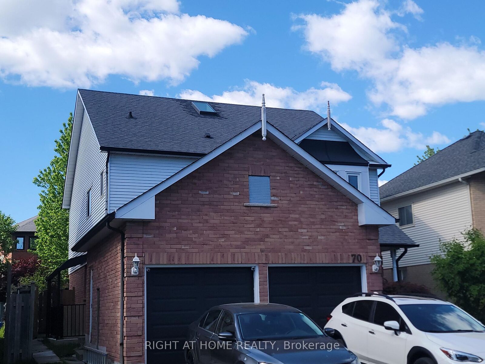 Property Photo:  70 Lipton Crescent Basement  ON L1R 1W9 
