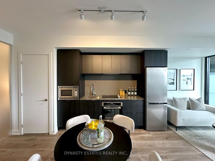 Property Photo:  3009 Novar Road 226  ON L5B 0P9 