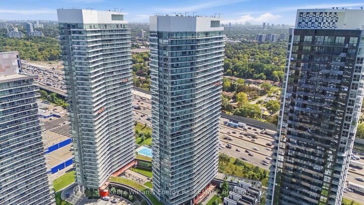 Property Photo:  117 McMahon Drive 1109  ON M2K 0E4 