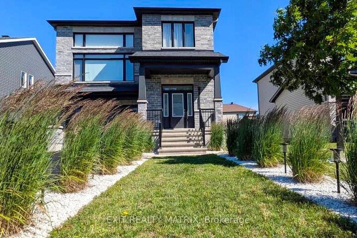 Property Photo:  865 Cologne Street  ON K0A 1W0 