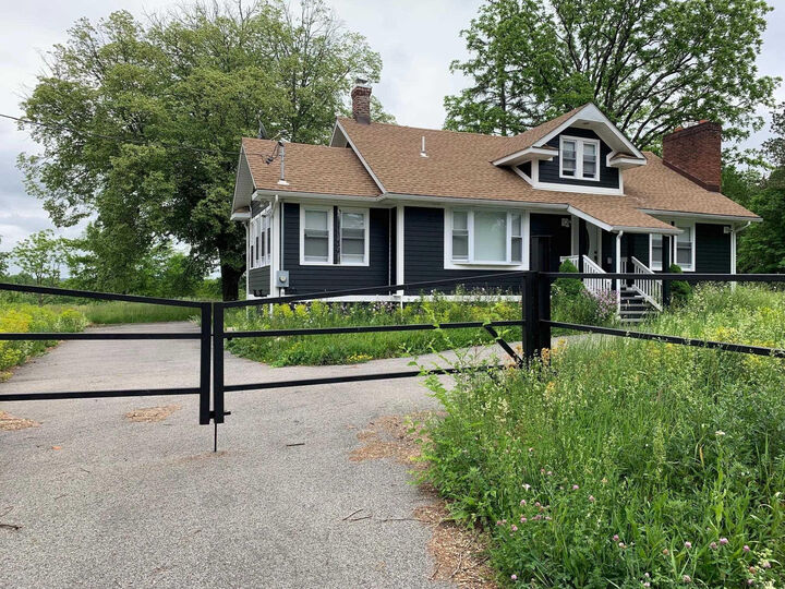 Property Photo:  1091 Albany Post  NY 12525 