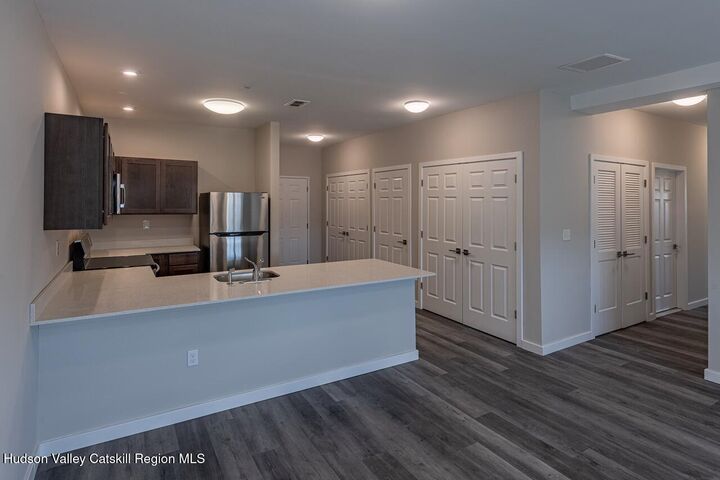 Property Photo:  87 N Chestnut  NY 12561 