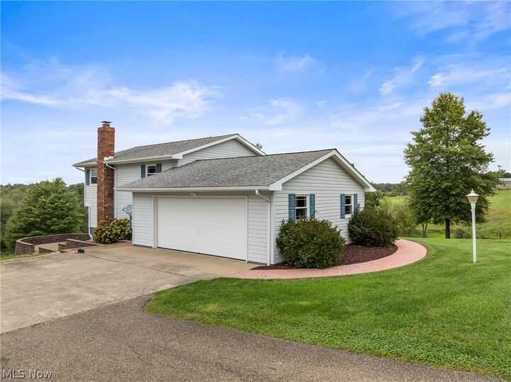 Property Photo: 61662 Russell Long Run Road OH 43719