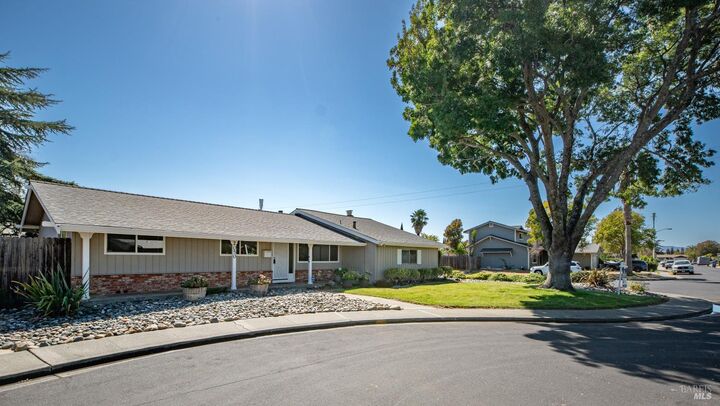 Property Photo: 2050 Ramsay Court CA 94534