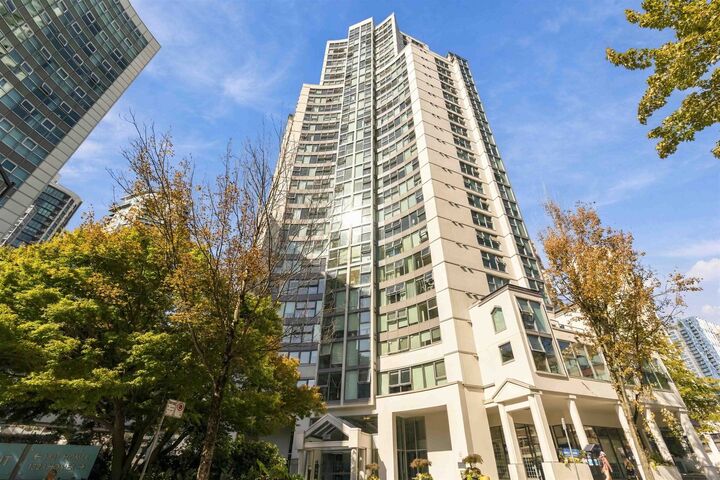 Property Photo:  1323 Homer Street 608  BC V6B 5T1 