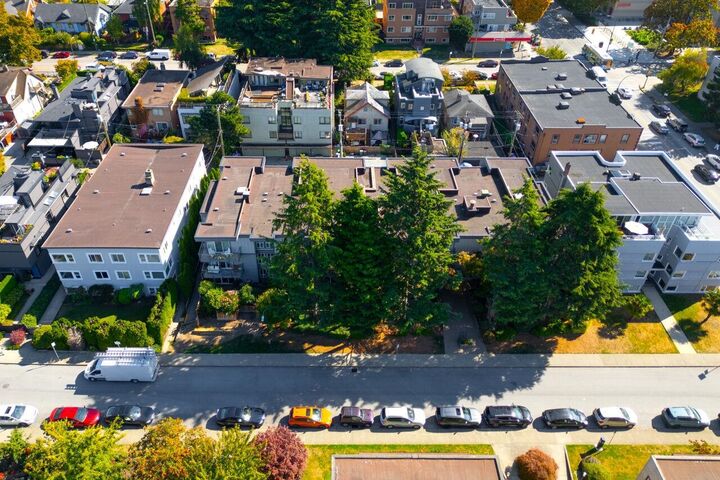 Property Photo:  1450 Laburnum Street 106  BC V6J 3W3 