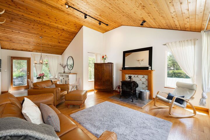 Property Photo:  1529 Whitesails Drive  BC V0N 1G2 