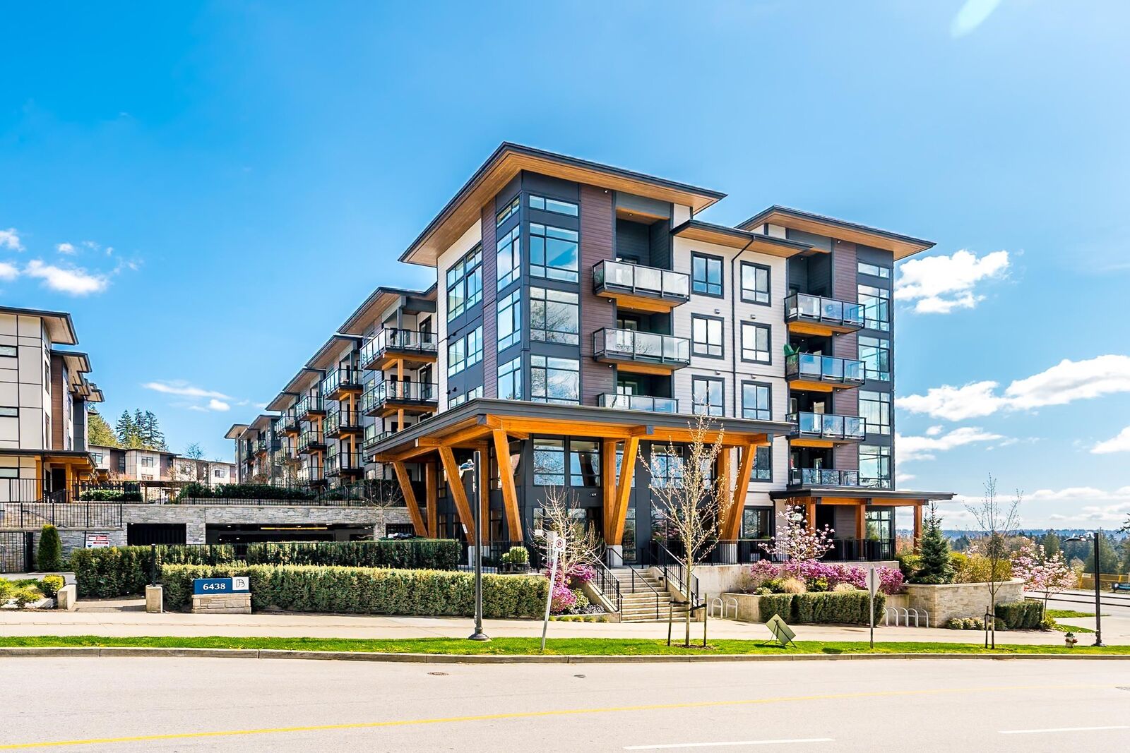 Property Photo:  6438 Byrnepark Drive 416  BC V3N 0J1 