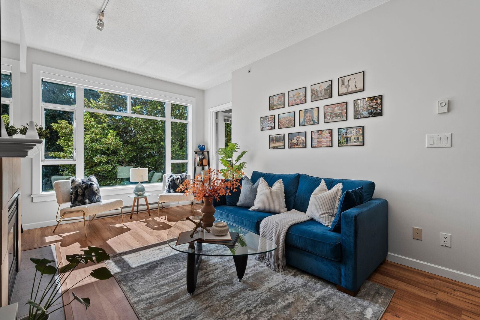Photo de la propriété:  3600 Windcrest Drive 307  BC V7G 2S5 