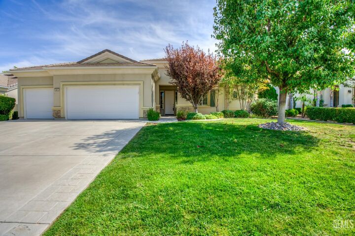 Property Photo: 5815 Chadwick Hills Court CA 93306