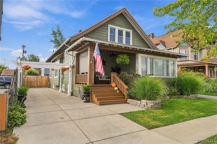 Property Photo: 28 Mang Avenue NY 14217