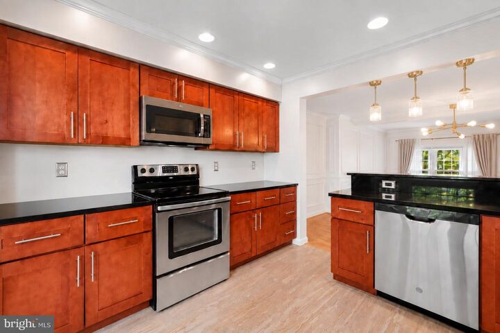 Property Photo:  4528 Shoal Creek Court  VA 22312 