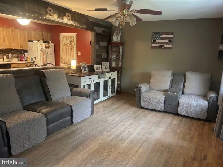 Property Photo:  25 Fairfield Street  NJ 08015 