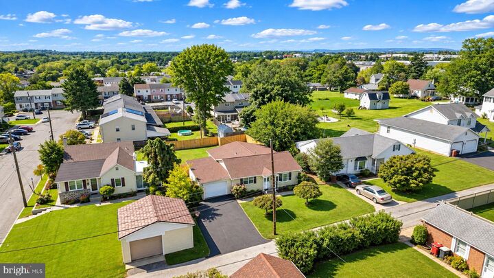 Property Photo: 350 Maple Street PA 18052