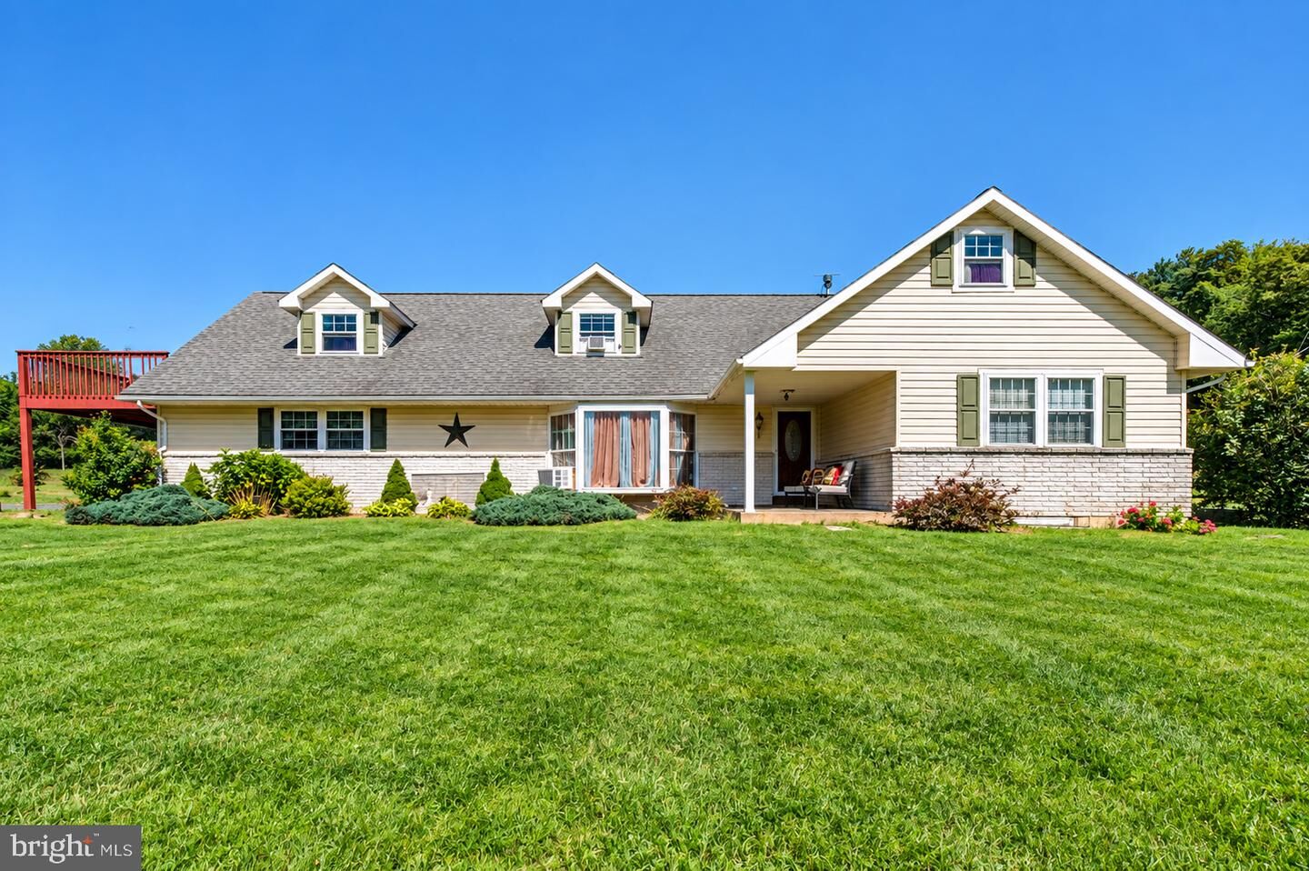 Property Photo: 2415 Stagecoach Road W PA 18071