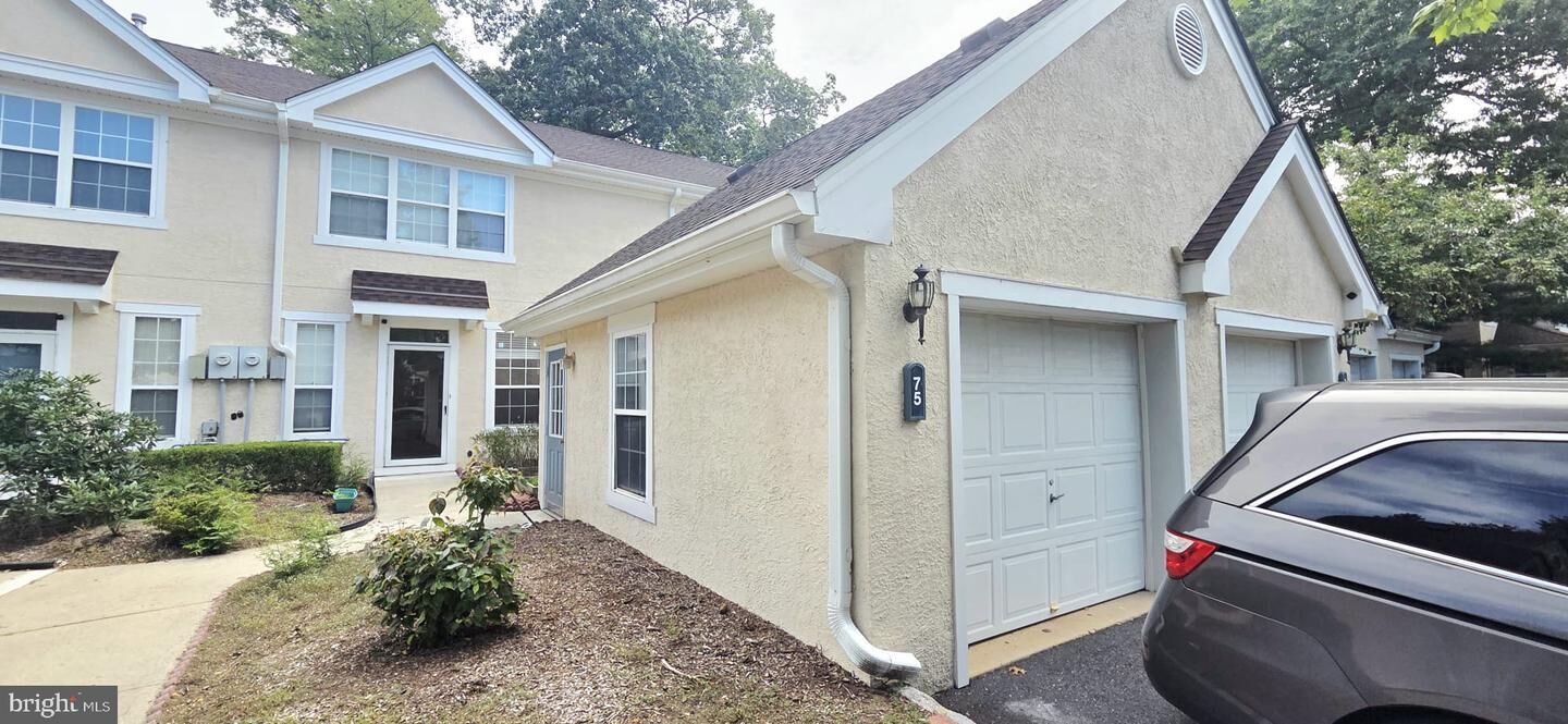 Property Photo:  75 Ashford Drive  NJ 08536 