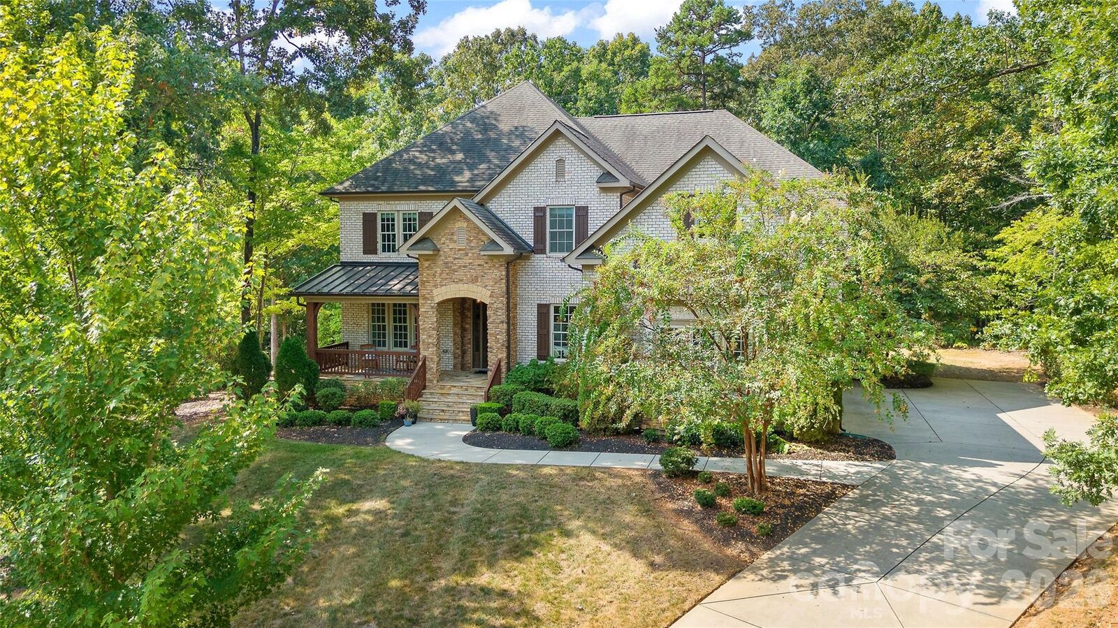 Property Photo:  1623 Hawkstone Drive  NC 28173 