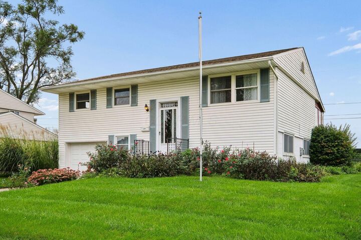 Property Photo:  5235 Rampart Road  OH 43207 