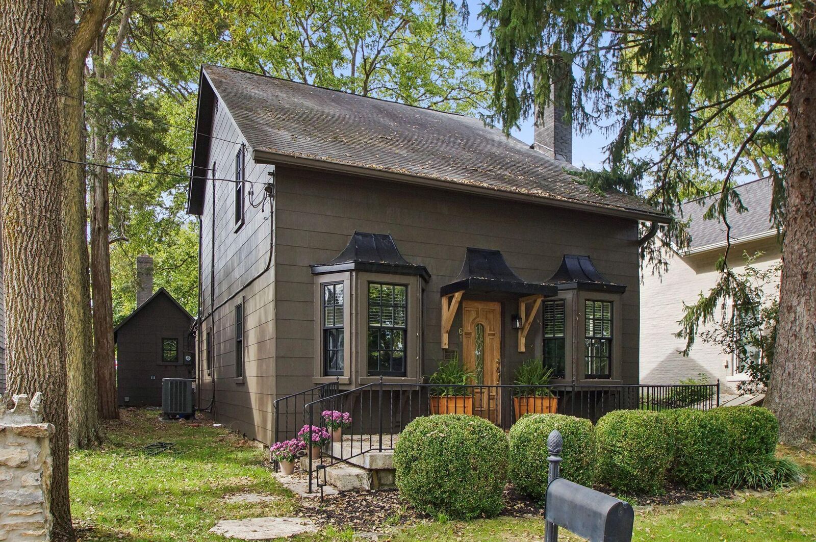 Property Photo: 61 S Riverview Street OH 43017