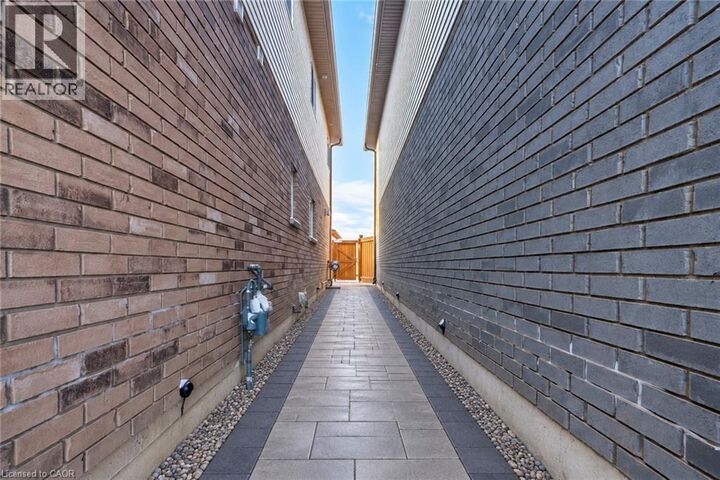 Property Photo:  70 Rockledge Drive Basement  ON L0R 1P0 