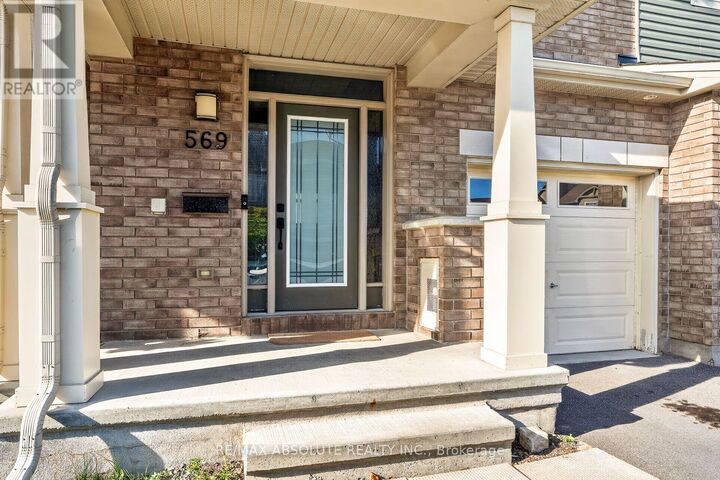 Property Photo: 569 Rioja Street ON K2S 0H8