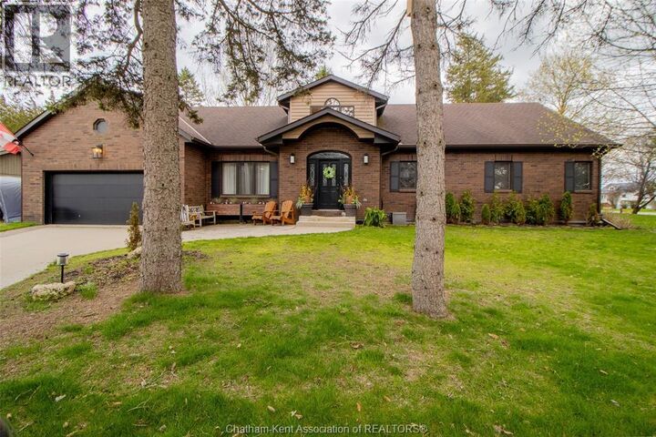 Property Photo:  18116 3rd Avenue  ON N0P 1X0 