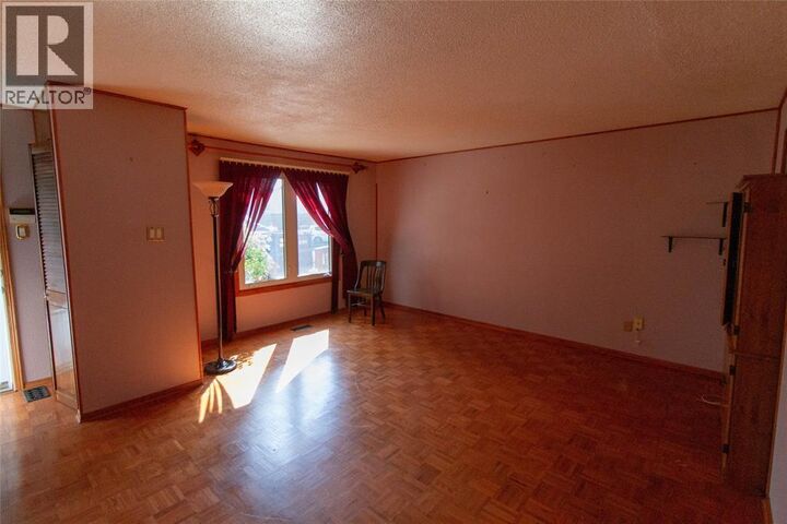 Property Photo:  1123 Cardiff Court  ON N7S 4B6 