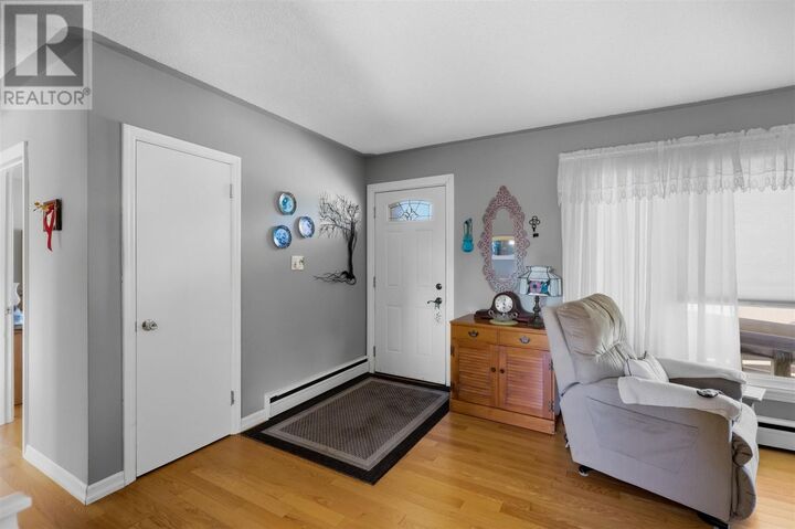 Property Photo: 357 McNabb St ON P6B 1Y8