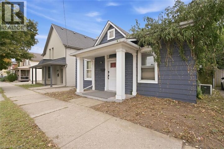 Property Photo:  194 Brant Avenue  ON N3T 3H9 