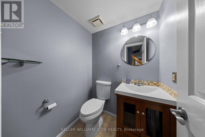 Property Photo:  116 Halley Street  ON K2J 3R9 