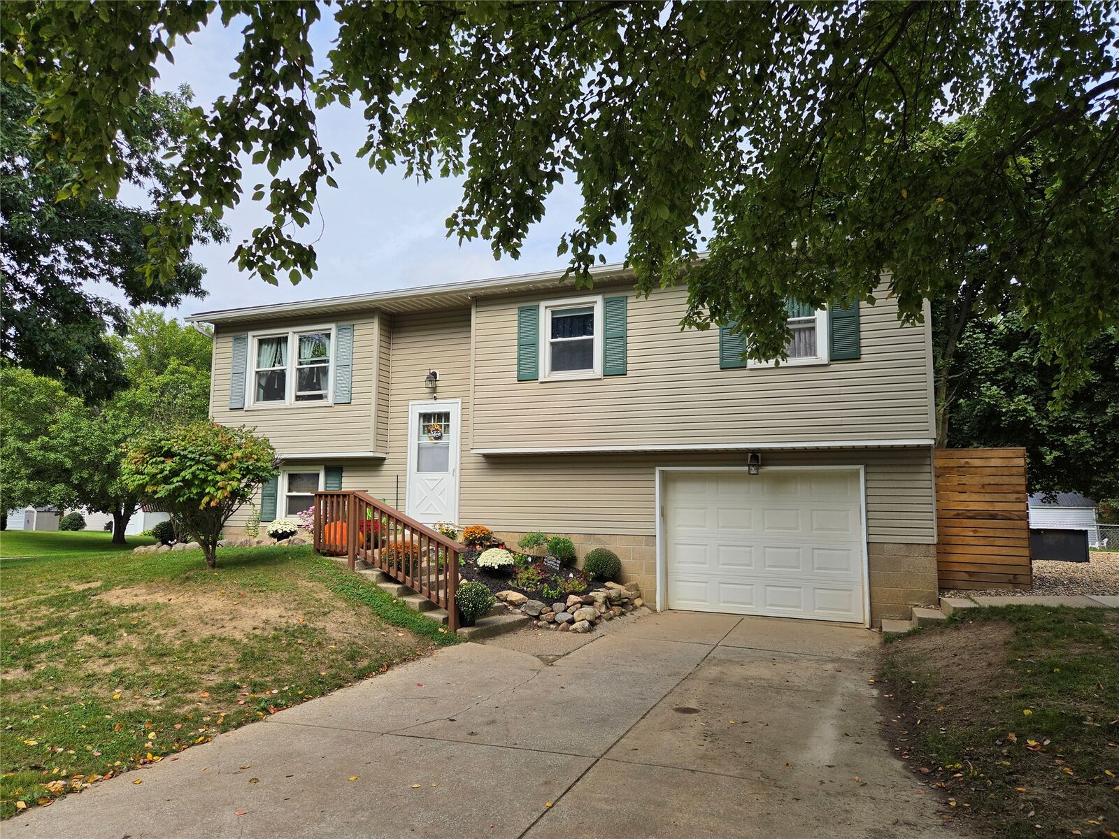 Property Photo:  9142 Dover Lane  PA 16417 