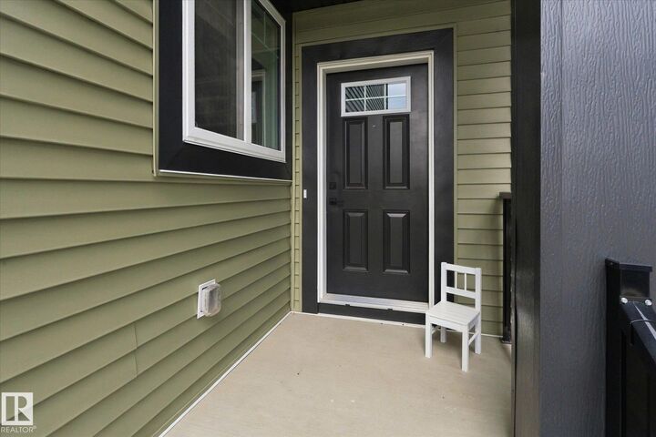 Property Photo:  38 Starling Way  AB T8L 0Y1 