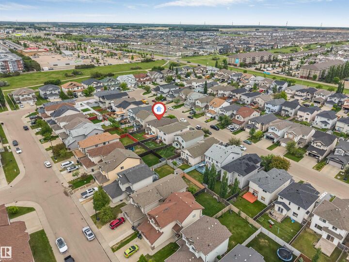 Property Photo: 3012 25 Ave Avenue NW AB T6T 0C8