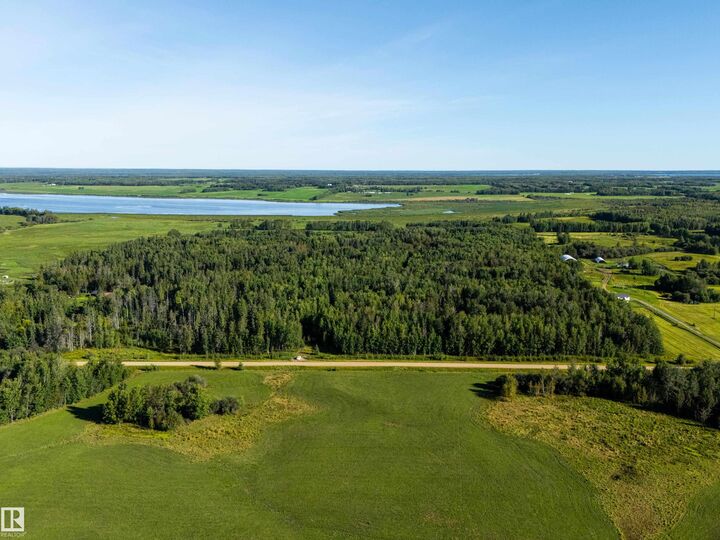 Property Photo:  SW-3-54-4-5 Lot 3  AB T0E 1V0 