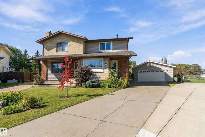 Property Photo: 1930 104 Street NW AB T6J 5A7