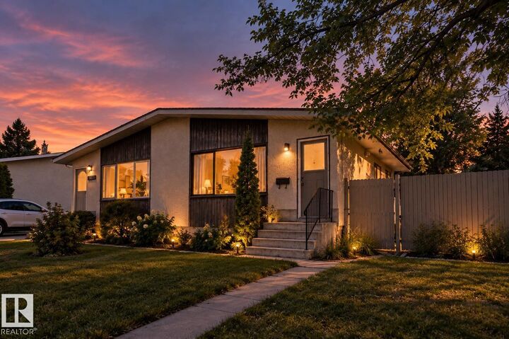Property Photo:  3813 134 Avenue NW  AB T5A 3J7 