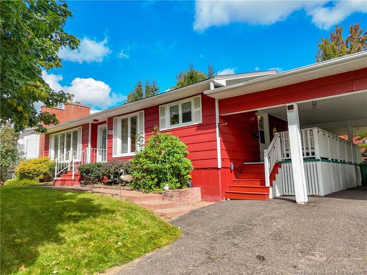 Property Photo:  582 Broad Street  NB E3A 2L8 