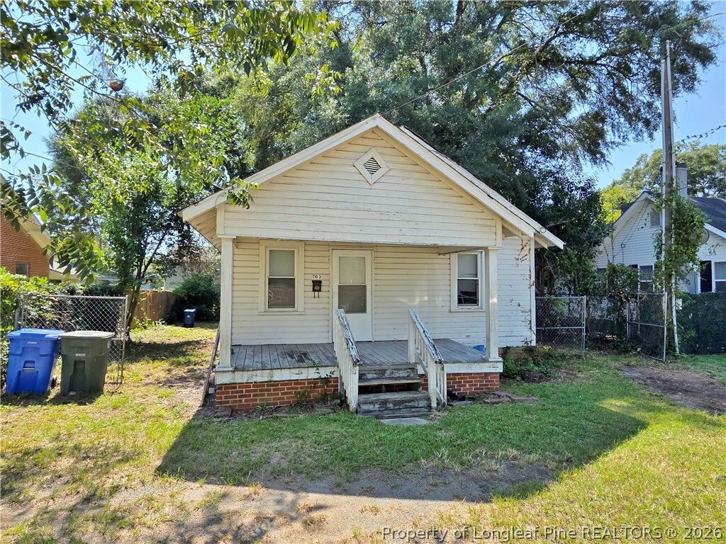 Property Photo:  1103 Branson Street  NC 28305 