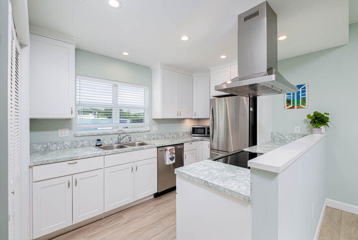 Property Photo: 91 Holiday Boulevard FL 33037