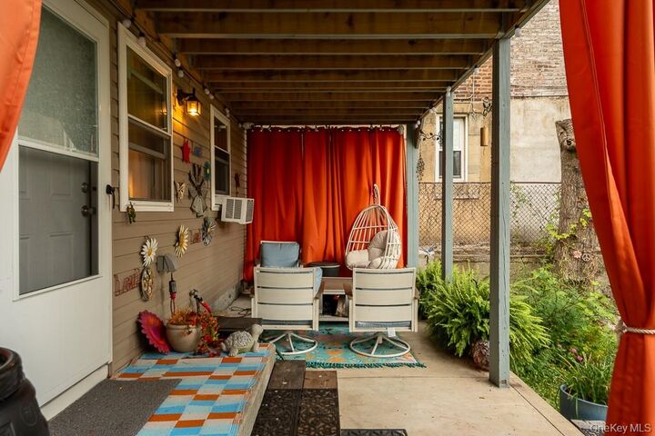 Property Photo:  1616 Taylor Avenue  NY 10460 