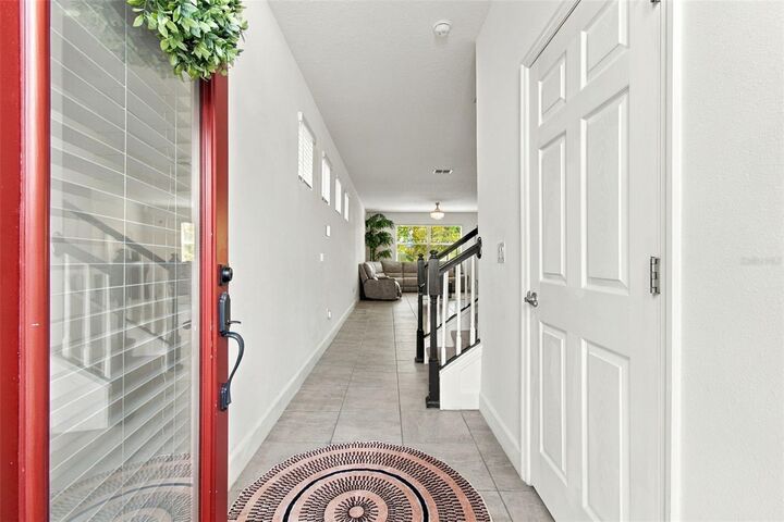 Property Photo: 5453 Del Coronado Drive FL 33572