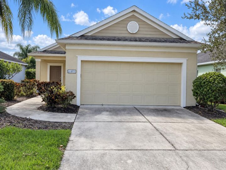 Property Photo:  11835 Crawford Parrish Lane  FL 34219 