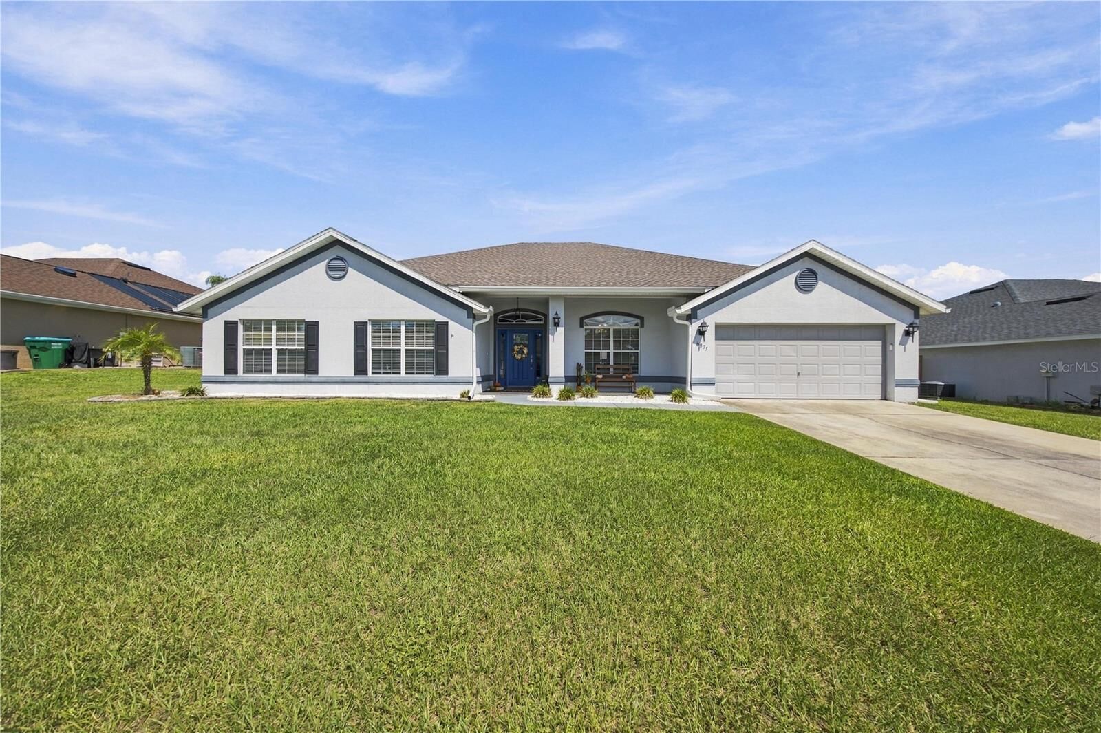 Property Photo:  6875 SE 11th Place  FL 34472 