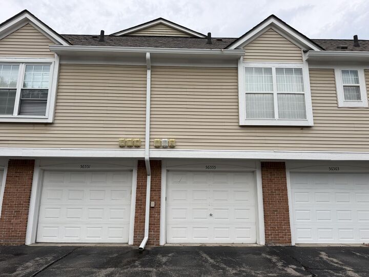 Property Photo:  56555 Scotland Boulevard  MI 48316 
