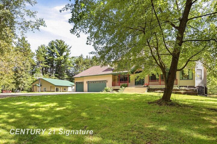 Property Photo: 4090 N Fordney Road MI 48626