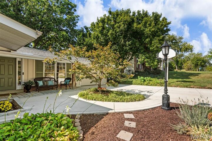 Property Photo: 12150 Lake Meade Drive MO 63146