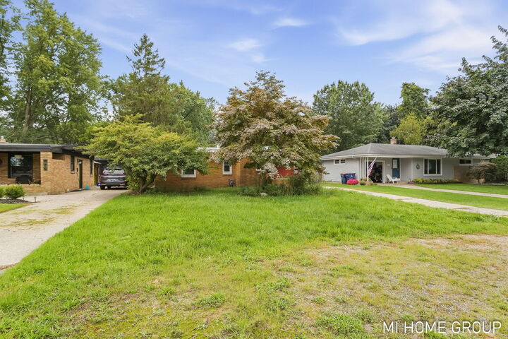Property Photo: 828 W 24th Street MI 49423