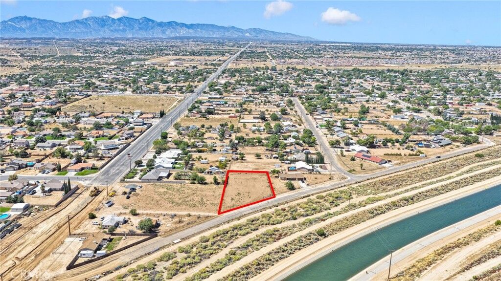 Property Photo: 1 Kern Avenue CA 92435